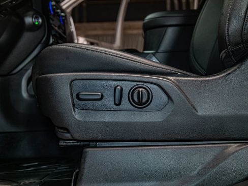 Used 2022 Chevrolet Silverado 3500 LTZ w/ LTZ Plus Package AWD/4WD image 23
