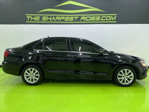 Used 2013 Volkswagen Jetta SE FWD image 11
