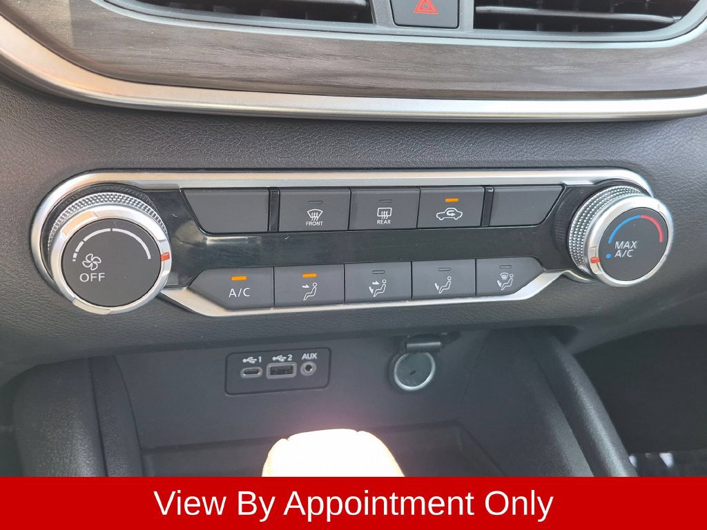 Used 2025 Nissan Altima 2.5 SV FWD image 19