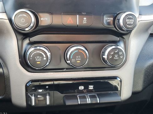 Used 2024 RAM 2500 Big Horn image 23