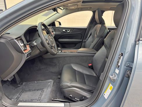 Used 2024 Volvo S60 B5 Plus AWD/4WD image 16
