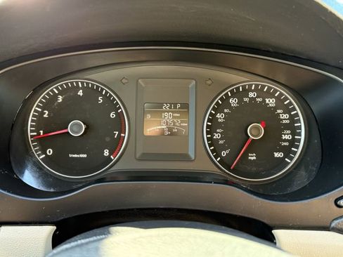 Used 2014 Volkswagen Jetta SE image 27