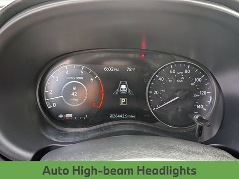 Used 2022 Nissan Kicks SR FWD image 19