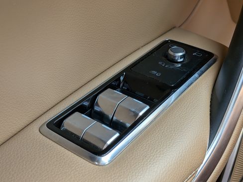 Used 2022 Jaguar F-PACE S AWD/4WD image 23
