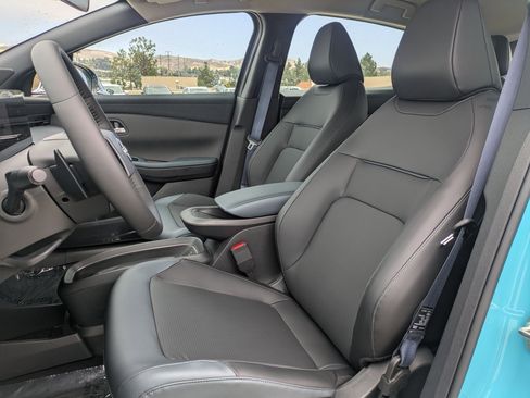 New 2026 Nissan Leaf SV+ w/ Floor Mat Package (SV+) image 12