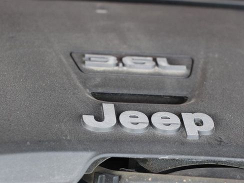 Used 2019 Jeep Wrangler Unlimited Rubicon w/ Steel Bumper Group AWD/4WD image 24