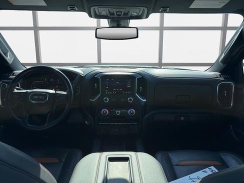 Used 2021 GMC Sierra 1500 AT4 w/ AT4 Premium Package image 19