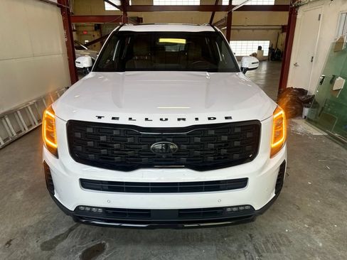 Used 2021 Kia Telluride SX w/ SX Prestige Package AWD/4WD image 6