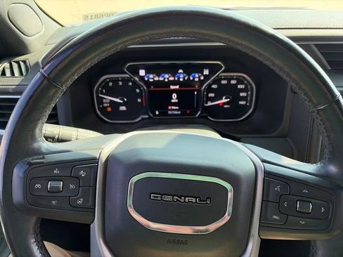 Used 2021 GMC Yukon Denali w/ Denali Premium Package AWD/4WD image 7