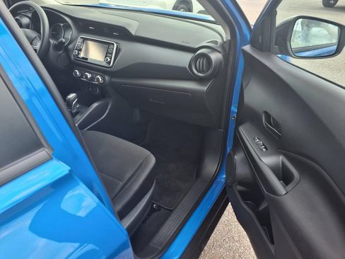 Used 2025 Nissan Kicks Play S FWD image 22