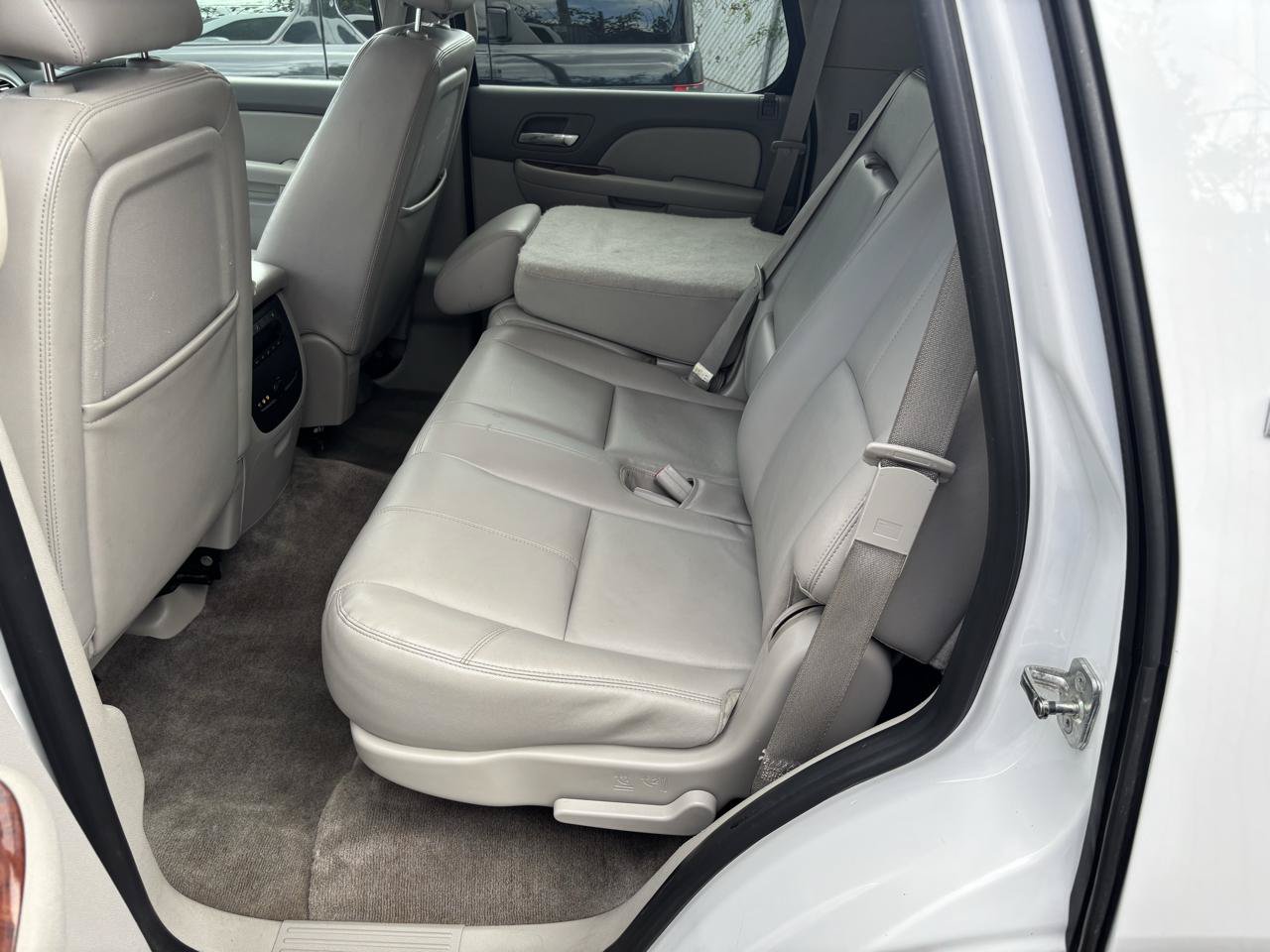 Used 2012 Chevrolet Tahoe 4WD LT w/ Luxury Package image 7