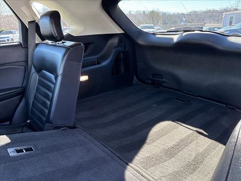 Used 2024 Ford Edge SEL image 9