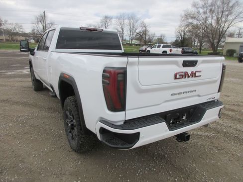 New 2026 GMC Sierra 3500 AT4 AWD/4WD image 7
