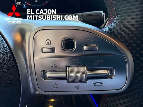 Used 2022 Mercedes-Benz GLB 250 4MATIC image 19
