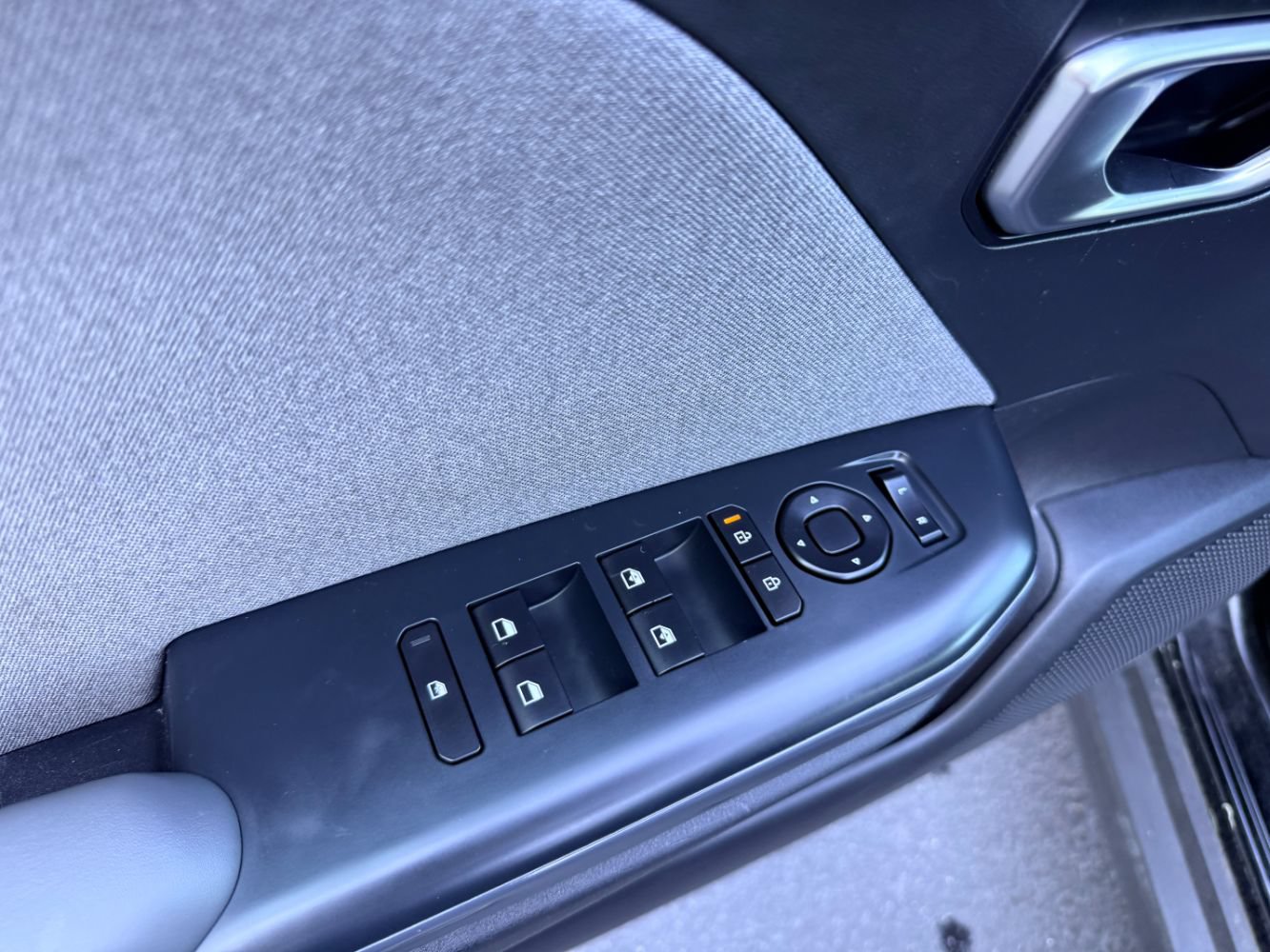 Used 2025 Kia K4 EX FWD image 19