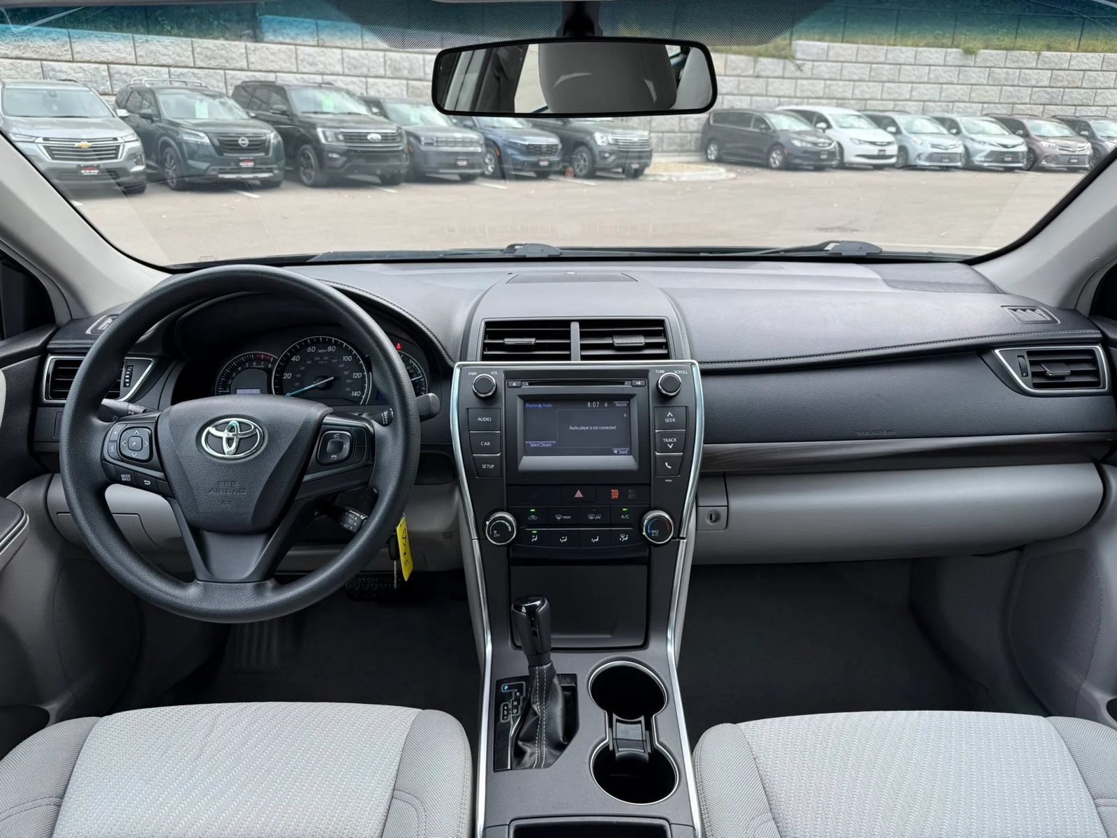 Used 2015 Toyota Camry LE FWD image 14