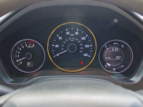 Used 2017 Honda HR-V EX image 14