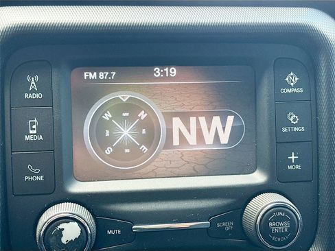 Used 2018 Jeep Wrangler Unlimited Sport S AWD/4WD image 13