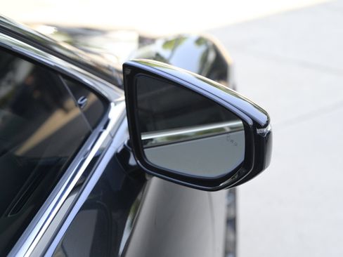 Used 2024 Lexus LS 500 F Sport image 13