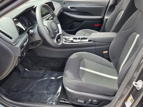 Used 2023 Hyundai Sonata SEL w/ Winter Weather Package FWD image 10