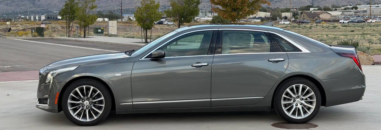 Used 2017 Cadillac CT6 Luxury AWD/4WD image 4