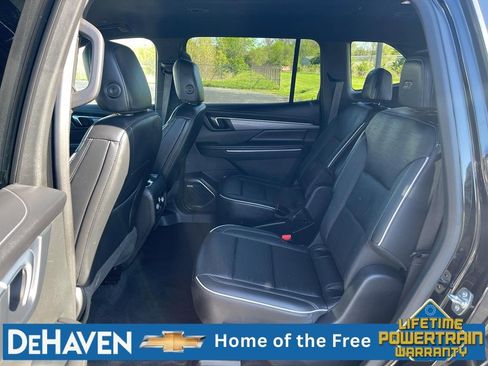 Used 2025 Buick Enclave Sport Touring FWD image 25