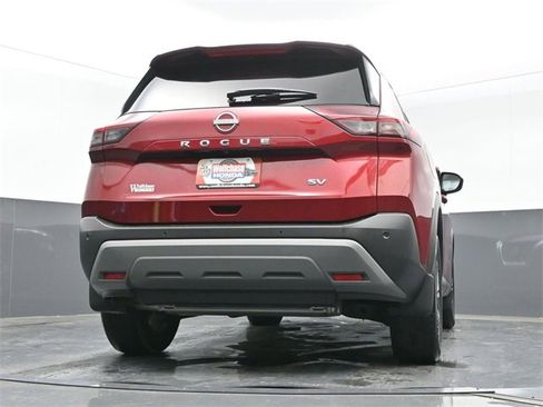 Used 2023 Nissan Rogue SV w/ SV Premium B Package image 25