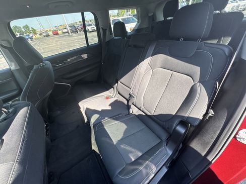 Used 2021 Jeep Grand Cherokee L Laredo w/ Luxury Tech Group I image 23