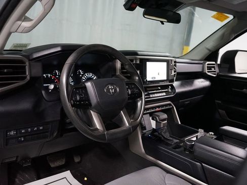 Used 2022 Toyota Tundra SR5 image 13