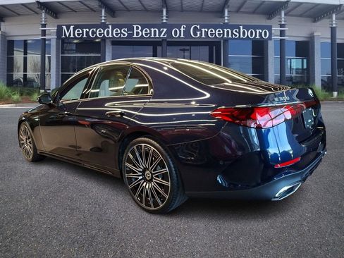 New 2026 Mercedes-Benz E 350 4MATIC Sedan image 3