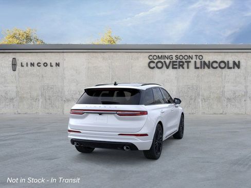 New 2026 Lincoln Corsair Premiere image 8