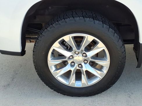 Used 2020 Chevrolet Silverado 1500 LTZ AWD/4WD image 13