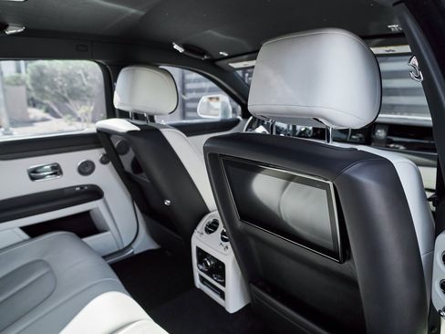 Used 2023 Rolls-Royce Ghost Base w/ Ghost Package image 45