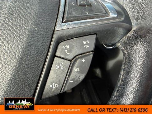 Used 2019 Ford Edge SEL w/ Equipment Group 201A image 22