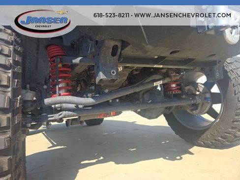 Used 2023 Jeep Gladiator Sport AWD/4WD image 9