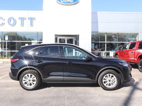 New 2026 Ford Escape Active image 15