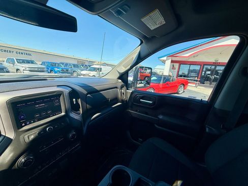 Used 2021 Chevrolet Silverado 2500 W/T w/ WT Convenience Package image 12