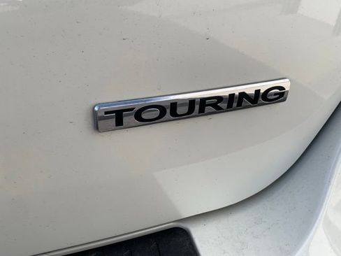 Used 2019 Honda Odyssey Touring image 4