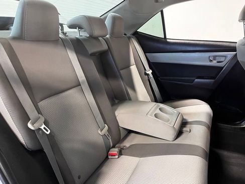 Used 2017 Toyota Corolla LE w/ Carpet Mat Package (TMS) FWD image 13