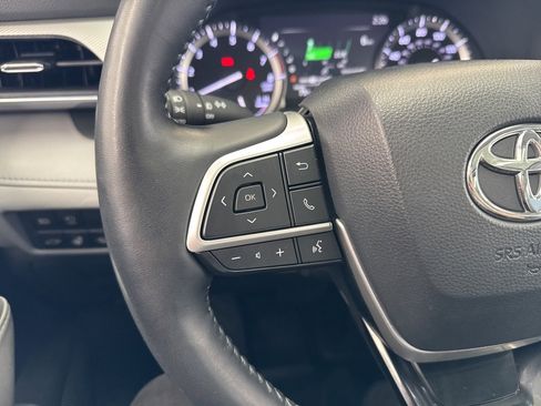 Used 2022 Toyota Highlander Platinum image 22