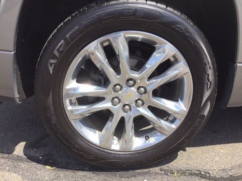 Used 2018 Chevrolet Traverse High Country AWD/4WD image 52