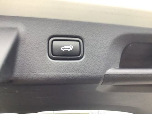 Used 2022 Hyundai Palisade SEL w/ Convenience Package FWD image 13