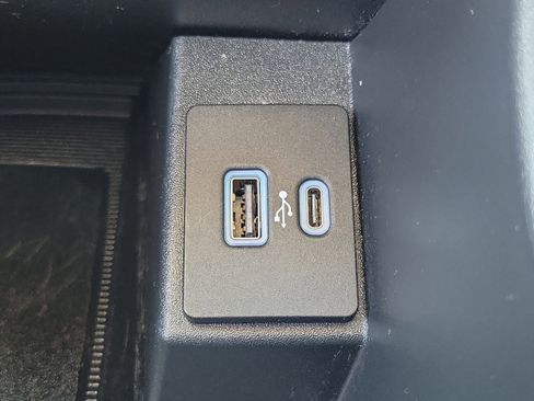 Used 2023 Ford Edge SEL w/ Convenience Package AWD/4WD image 31