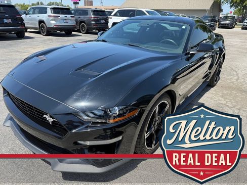 Used 2020 Ford Mustang GT Premium w/ Equipment Group 401A RWD image 1