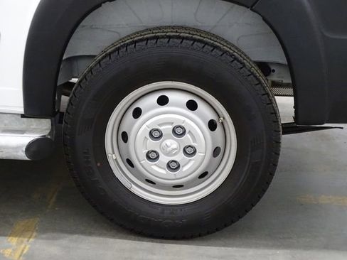 Used 2023 RAM ProMaster 2500 image 32