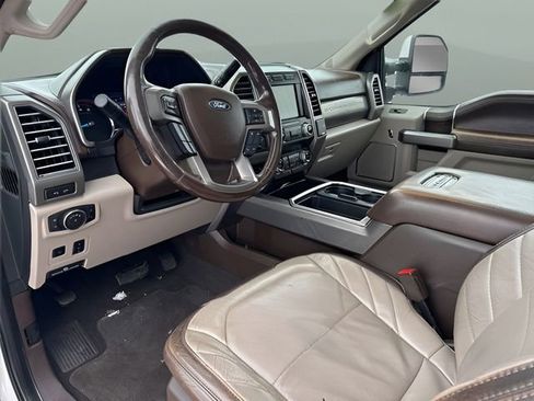Used 2019 Ford F250 Limited image 10