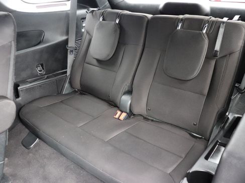 Used 2020 Ford Explorer XLT w/ Comfort Package image 13