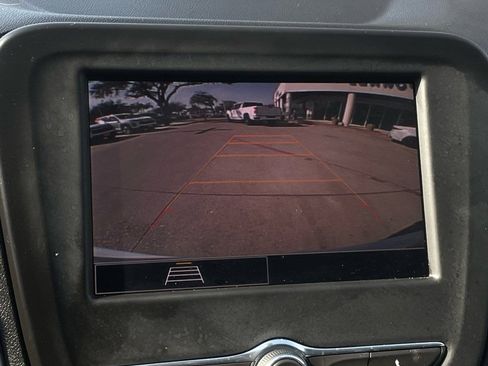 Used 2024 Chevrolet Equinox LT image 18