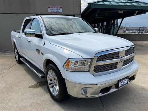 Used 2015 RAM 1500 Laramie Longhorn w/ Convenience Group AWD/4WD image 9