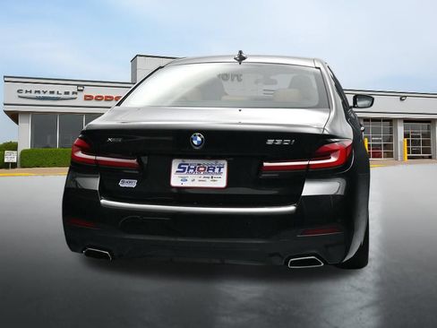Used 2023 BMW 530i xDrive w/ M Sport Package AWD/4WD image 4